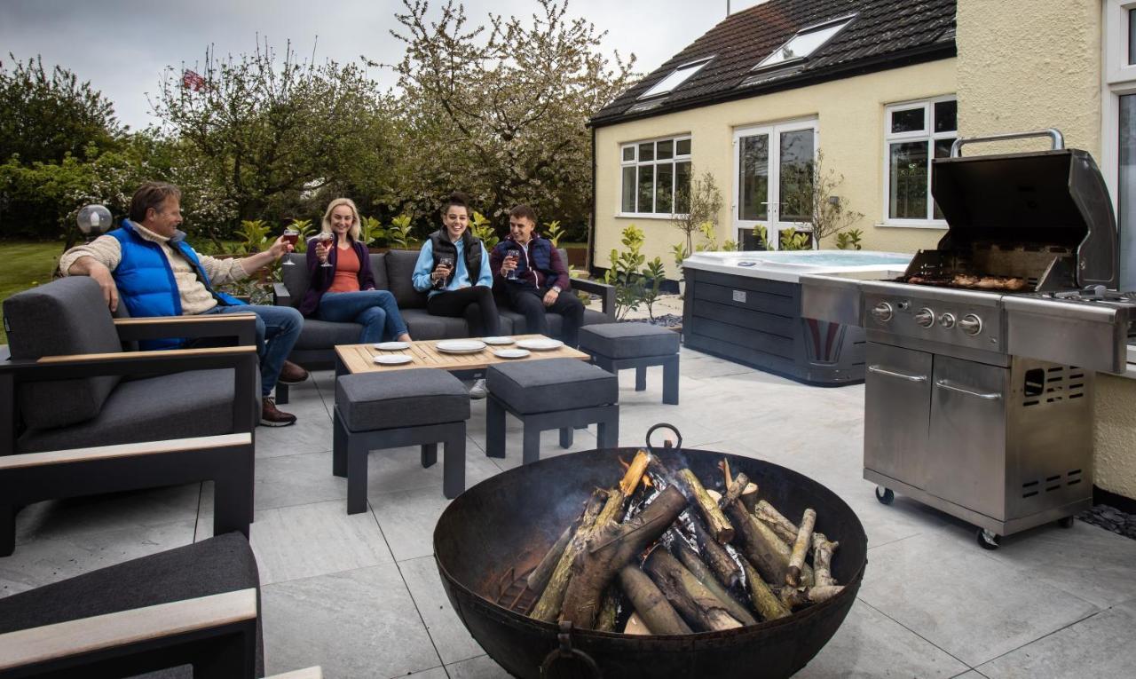 The Willows Laceby ภายนอก รูปภาพ